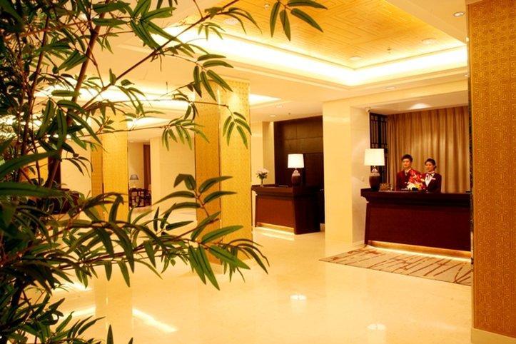 Jinjiang Nanjing Hotel Экстерьер фото